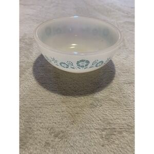 Glasbake Vintage White Milk Glass Maid of Honor Pattern Cereal Bowl Blue Flowers